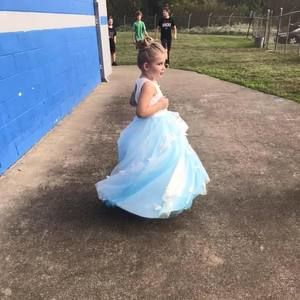 Meet your Posher, Amber